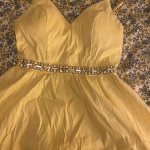 Yellow dress with jewel belt